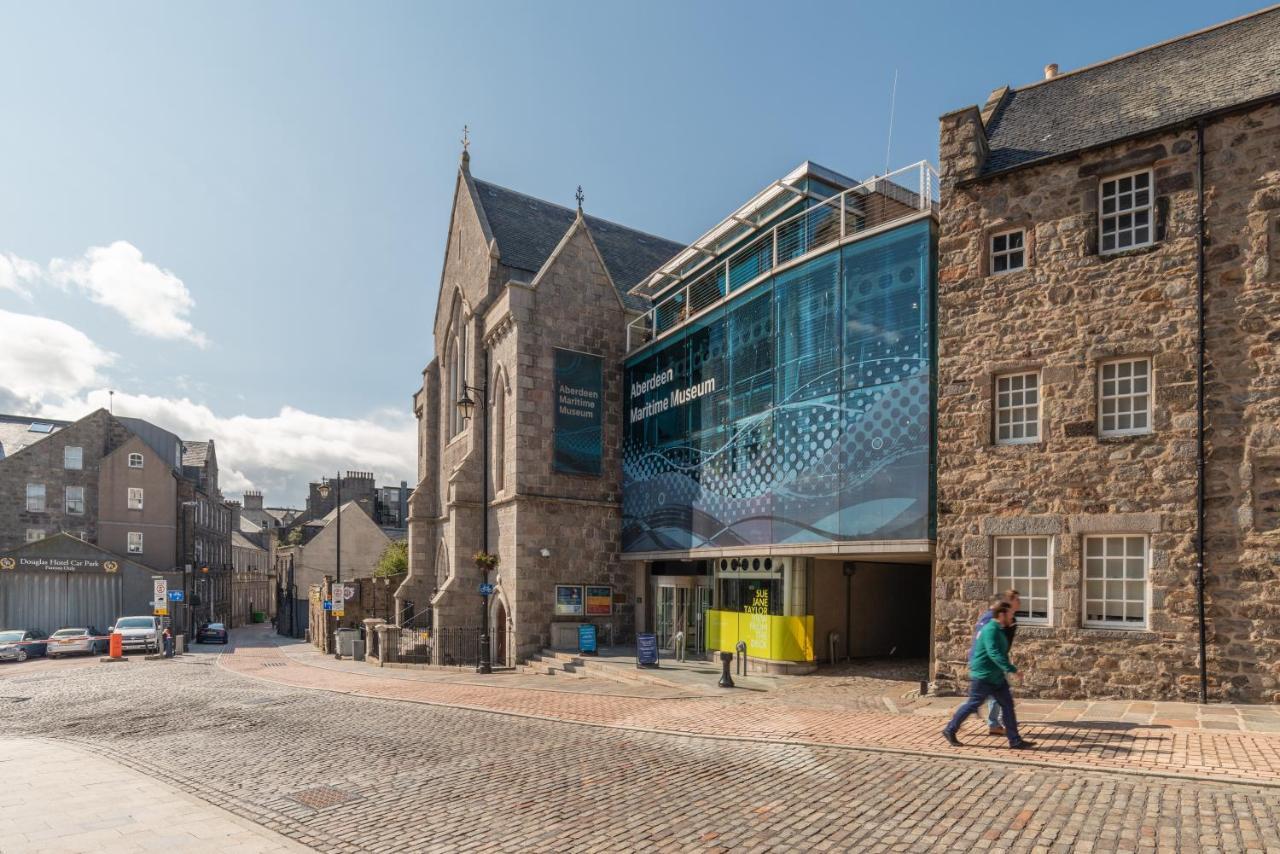 Historic Location, Private Parking, Ground Floor Luxury Flat Lägenhet Aberdeen Exteriör bild